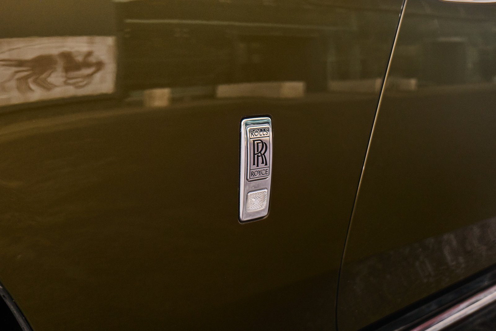 Rolls Royce Spectre — photo 4